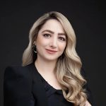 With over 15 years of experience, Mehrnoush (B.A.) is an internationally accredited eyebrow specialist and trainer